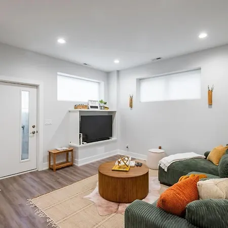 Eco By Uchicago, Lakefront & Hyde Park! Apartment *