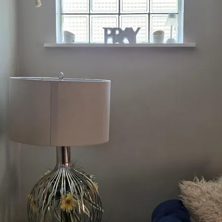 Comfortable & Relaxing Charming 3br Unit Apartment