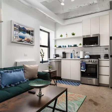 Apartment Elegant Style Loft Montrose Rooftop Wfh Gym Chicago