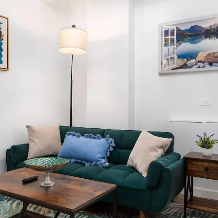 Elegant Style Loft Montrose Rooftop Wfh Gym Apartment *
