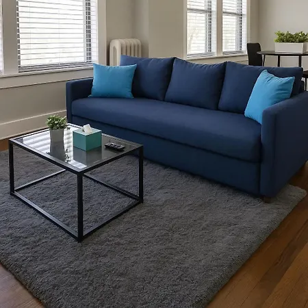 2br Stylishly In Lakeview - Od 3n Apartment