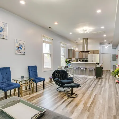 Apartment Walk To Metra Long-term Getaway In Chicago! *