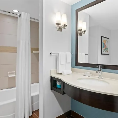 Hilton Garden Downtown Riverwalk 3* Chicago