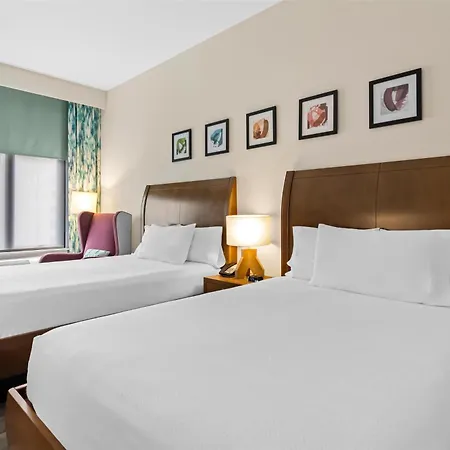 Hilton Garden Downtown Riverwalk Hotel Chicago