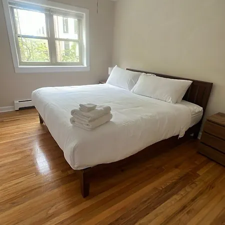 Modern 1br Free Parking Spot