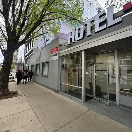 Free Coffee And Tea, Private Room, Traveler Favorite * Chicago