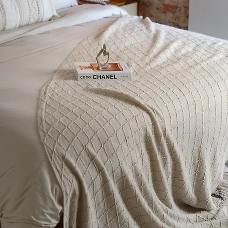 Apartment Ace *