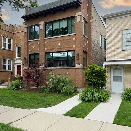 Ace Apartment Chicago
