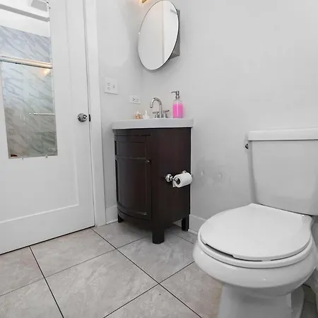 Mccormick Place: Modern 420-friendly Gem On Michigan Avenue Apartment Chicago