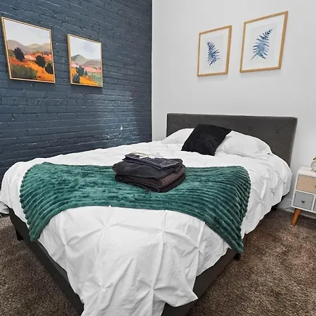 Mccormick Place: Modern 420-friendly Gem On Michigan Avenue Apartment *