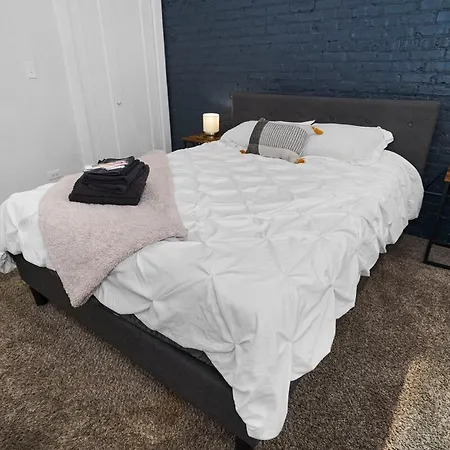 Mccormick Place: Modern 420-friendly Gem On Michigan Avenue Apartment *