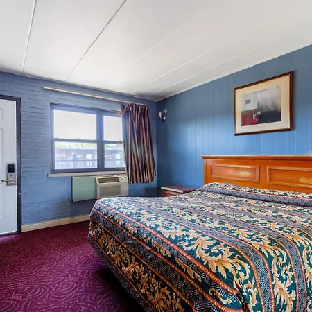 Admiral By Oyo I-94 Hotel 3*