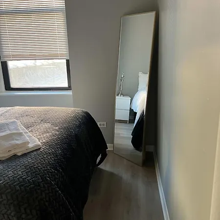 South Loop 2 Bedroom
