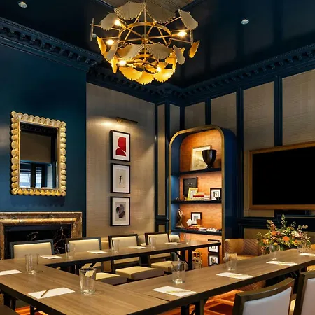 The Talbott, Autograph Collection 4*