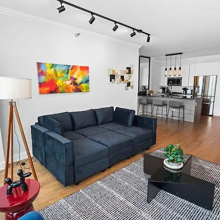 Luxury 1br Michigan Near Mccormick Parking Chicago