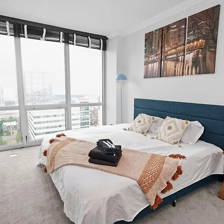 Luxury 1br Michigan Near Mccormick Parking *