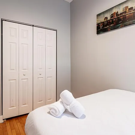 Apartment Bucktown Loft - 2 Bedroom 1 Bathrom