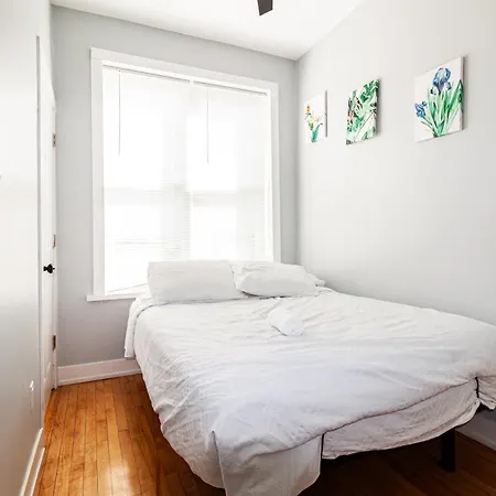 Apartment Bucktown Loft - 2 Bedroom 1 Bathrom