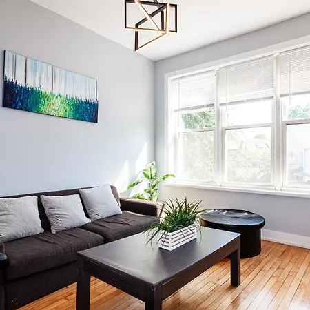 Bucktown Loft - 2 Bedroom 1 Bathrom Chicago