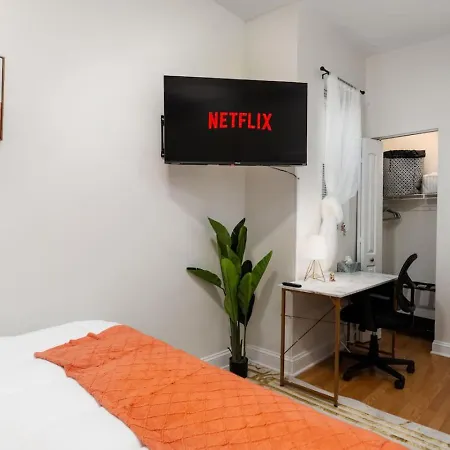 15mins Dt Wicker Park Gem Sleeps 8 Freepark Apartment