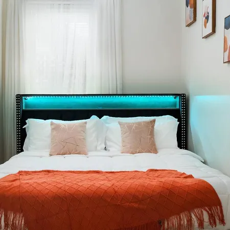 Apartment 15mins Dt Wicker Park Gem Sleeps 8 Freepark