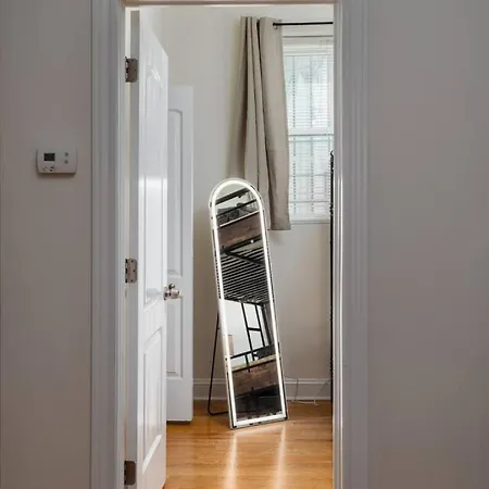 15mins Dt Wicker Park Gem Sleeps 8 Freepark Apartment