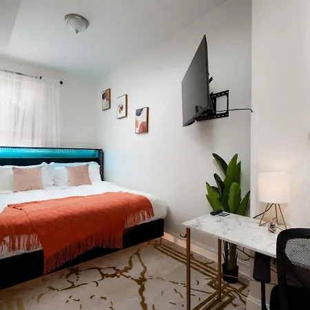15mins Dt Wicker Park Gem Sleeps 8 Freepark Apartment