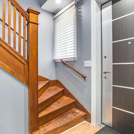 1 Mi To Garfield Park Conservatory Modern Apt! * Chicago