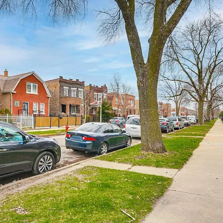 1 Mi To Garfield Park Conservatory Modern Apt! *
