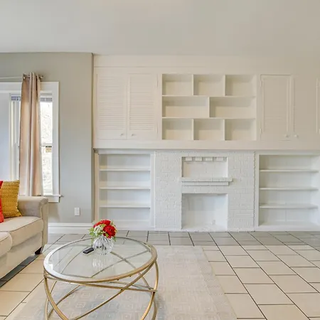 Apartment Walk To Devon Avenue & Warren Park: Apt! *