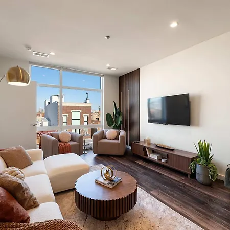 Luxury 2bd-2ba View-gym-rooftop Chicago