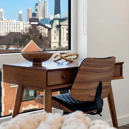 Luxury 2bd-2ba View-gym-rooftop Chicago