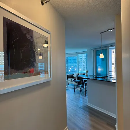 Live Like A King In Apartment *