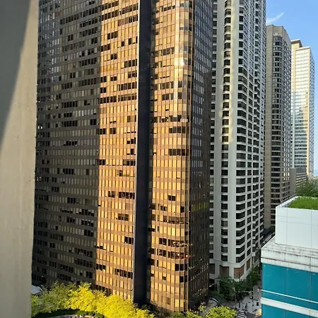Apartment Live Like A King In