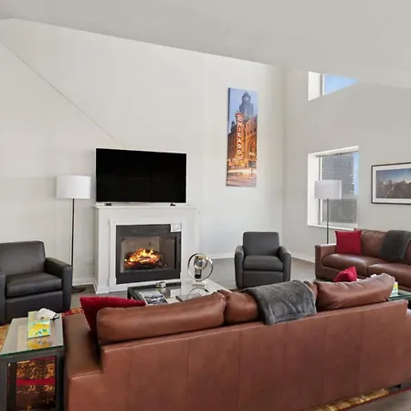 53-54 Floor Penthouse Apartment *