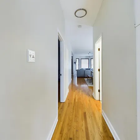 Cubs Clubhouse Retreat Apartment