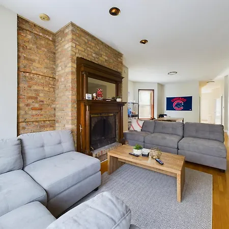 Cubs Clubhouse Retreat Apartment *