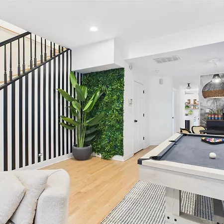 Apartment Spacious 4br With Outdoor Oasis Chicago