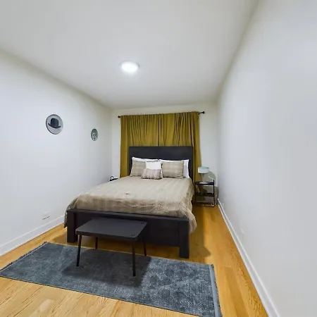 Chic Modern Comfort In Apartment
