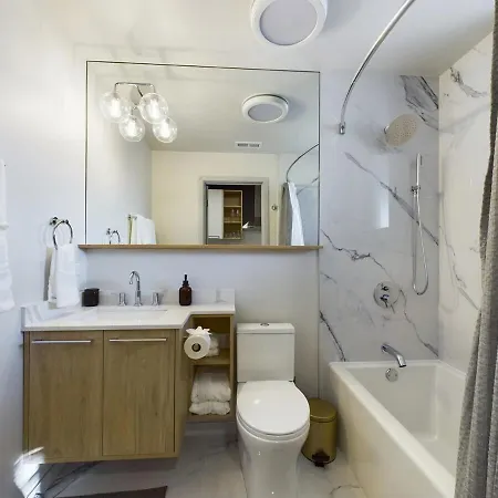 Apartment Speakeasy Serenity Retreat Chicago