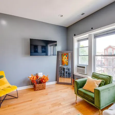 Walk To Chicagos Shops And Eats Bronzeville Duplex