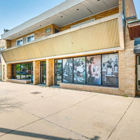 14 Mi To Dtwn Chicago: In Ashburn! Apartment *