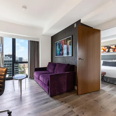 The Godfrey Hotel 4*