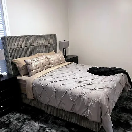 Apartment La Casa Negra A Beautiful 3bed 2bath