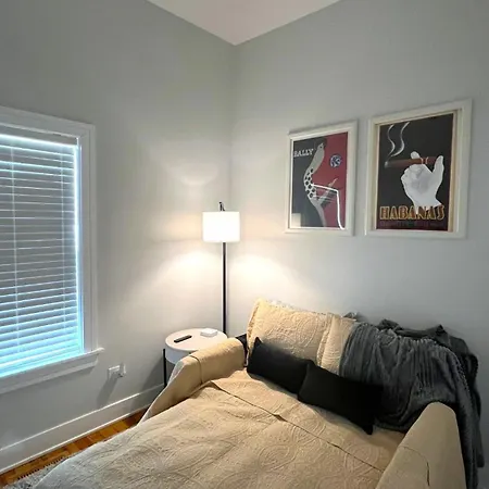 La Casa Negra A Beautiful 3bed 2bath Apartment *