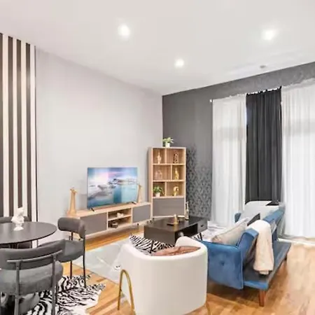 Apartment 2 Bd 2 Ba Bucktown Safari Flat Chicago