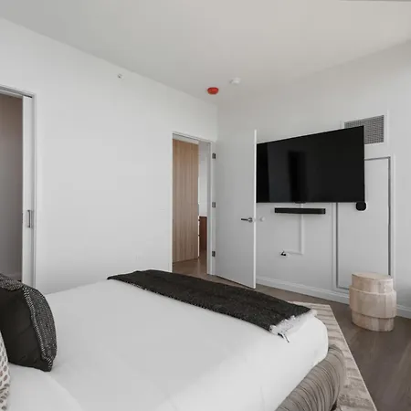 Apartment Lux Apts With Views And Amenities *