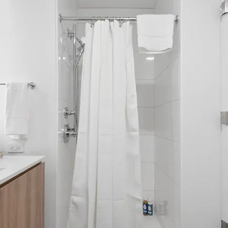 Lux Apts With Views And Amenities Apartment *