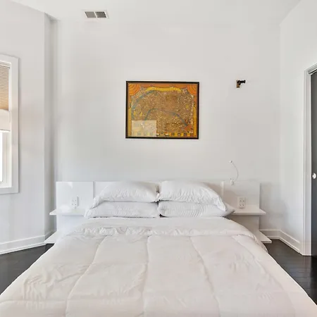 Single Family With 3 Bedrooms Attic With 2 Beds Holiday home