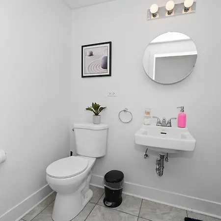 Spacious 420 Friendly 3br Retreat Near Mccormick Place And Soldier Field * Chicago